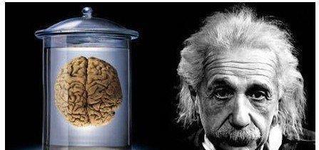 爱因斯坦留下的两个预言 一个已经证实,第二个将改变人类历史