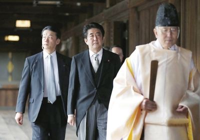 愤怒 安倍自曝今天参拜靖国神社