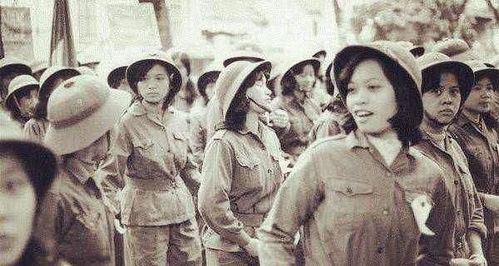 19岁战士活捉17岁越军女特工,从身上搜出什么 让人大开眼界