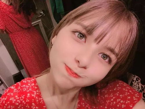 日本最想私藏初恋脸!15岁混血模特岚莉菜一夜刷屏