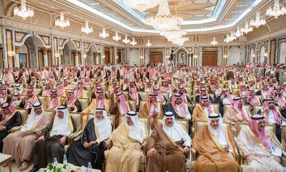 150名沙特王室成员染疫,医院腾床为贵宾,国王王储远走 避难