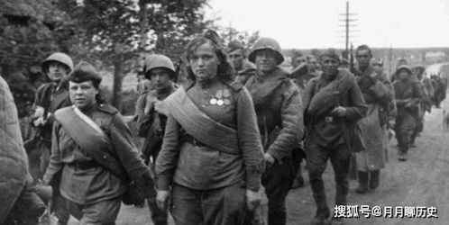 二战期间,为何苏联女兵穿着裙子也要上阵杀敌