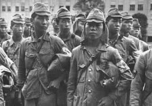 日本战败后,尚未撤走的日军恶性不改,因为粮食再次屠杀村民