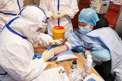 中国邹平的新冠病毒感染康复患者正在捐献血浆。图片来源:AFP/Getty