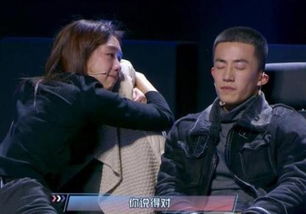 女演员现场情绪失控,用脚 猛踹 男演员的脸,何炅都看不下去了