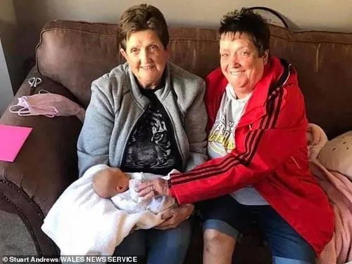 英国护士双胞胎姐妹感染新冠病毒后在同一家医院相继死亡,曾希望同生共死