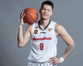 中国男篮最伟大7大球星 姚易撑起20年男篮,1人堪称中国张伯伦
