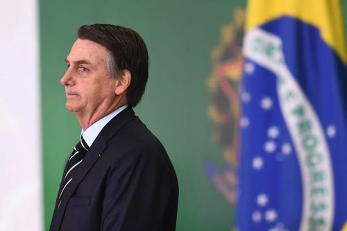 巴西总统博索纳罗两个小时狂飙34次脏话 近六成民众认为表现糟糕(巴西总统博索纳罗支持率)