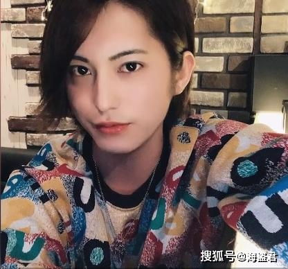 强悍 26岁男子自18岁起被富婆包养月入百万,最多同时有15名富婆