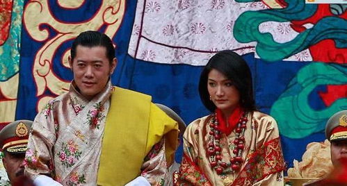 不丹国王帅气亮相 对雪域美人王后一往情深更让人感动,气质太绝