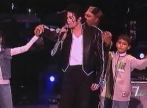 迈克尔杰克逊被称为世界流行音乐之王(迈克尔杰克逊演唱会)