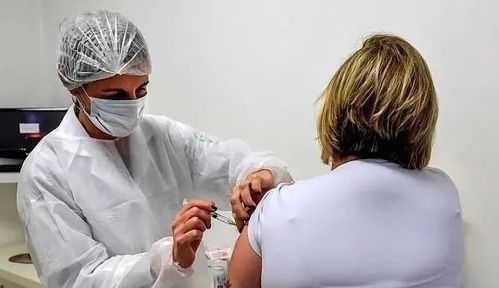 CNN专访比尔 盖茨 新冠疫苗来了,可人心却变了 附视频 摘要稿