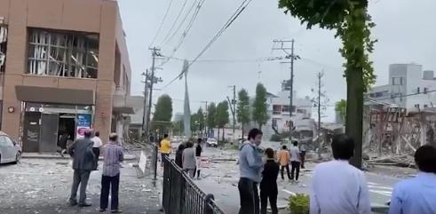 钟南山建议香港全民核酸筛查 五角大楼撤离1.2万驻德美军 韩近七成80岁以下老人想工作等