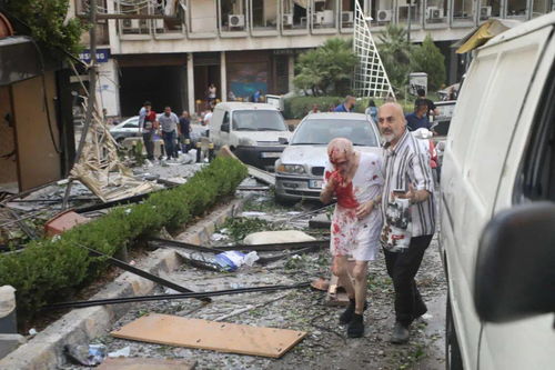 黎巴嫩总理的妻子和女儿在爆炸中受伤