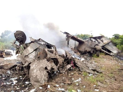 南苏丹一架运输机起飞后坠毁,至少造成17人死亡 朱巴 
