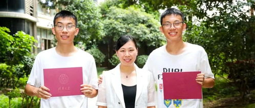 清华大学录取了广西的一对双胞胎兄弟,两人查分数时发现了一个神(清华大学录取了广西有多少名额)