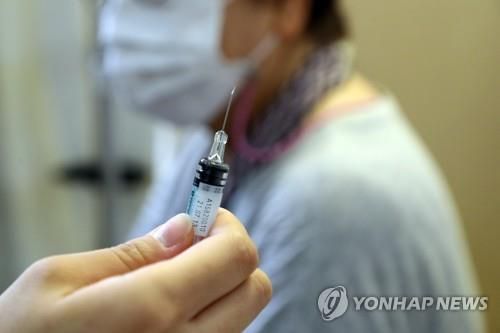 韩国出现新冠流感双重感染病例,官方呼吁中秋少团聚配合防疫