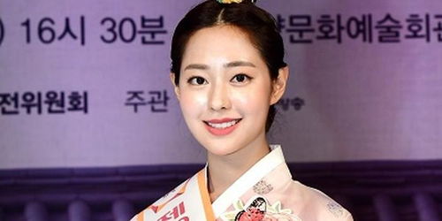 韩国最高级别 传统美人 诞生 系23岁名校女大学生