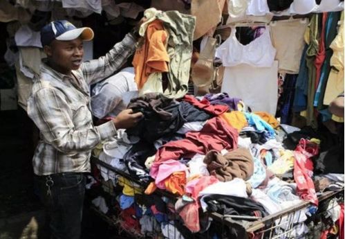 中国捐赠的旧衣服,到了非洲到底会变成什么样,看完你还会捐吗