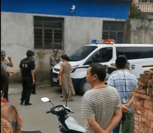 网红 女教师被前男友割喉,凶手被执行死刑,受害者家属连续多日遭人围堵