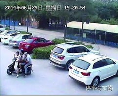 三男子砸车窗行窃 7秒偷两辆车已被刑拘 