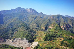 红旗渠,悬挂在太行山悬崖绝壁上的人工天河