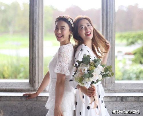 越南女子结婚时突发奇想,邀请前男友参加她的婚礼