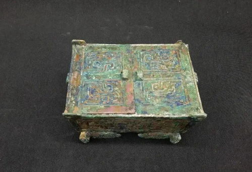 李零说 中国早期的妇女用品 首饰盒 化妆盒和香盒