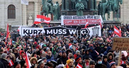 斗球直播 大喊 让流感再次伟大 奥地利爆发万人反封锁抗议