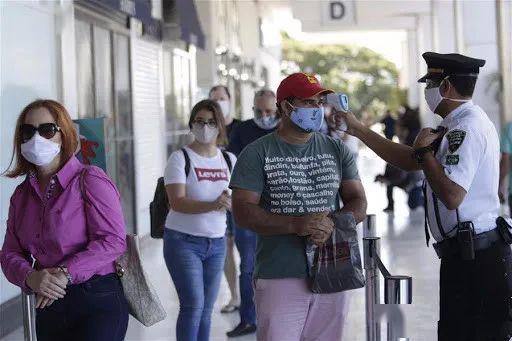 因疫情取消今年旅游计划 巴西人明年旅游意愿增加
