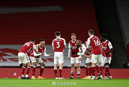 奥巴梅扬2球萨卡破门 阿森纳3 0纽卡5轮不败