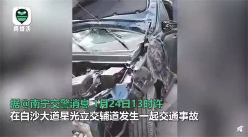 南宁一无牌车连撞9辆电动车致4死6伤,肇事者自称4S店员工