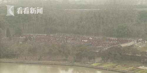河景房 变 墓景房 上海一小区上百户居民很闹心 不敢往那看