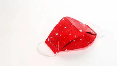 春节红口罩热销,专家表示 好看的口罩不能替代医用口罩