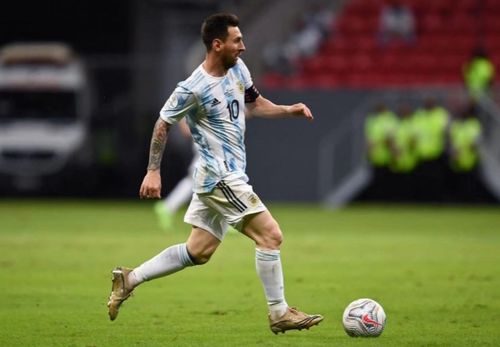 阿根廷1 0巴拉圭,晋级美洲杯8强 梅西追平队史出场纪录