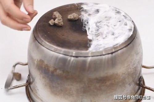 不锈钢锅底满是黑垢,钢丝球都擦不掉,教你一招,锅底光亮如新 方法 