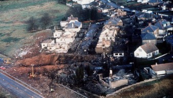 世界上伤亡人数最多的两次空难是特内里费空难和日本航空123号 世界上伤亡人数最大的灾害