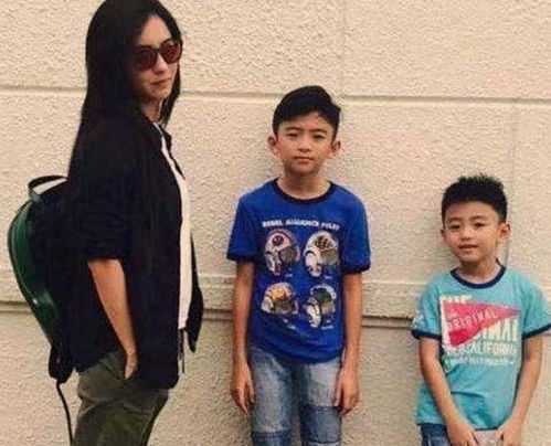张柏芝离婚后独自抚养3个孩子,在接受采访时,大儿子的话语暖心
