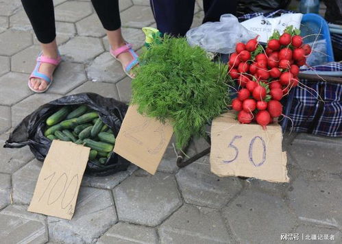 探访俄罗斯远东 香蕉吊着卖,土豆个头都不大,普遍价格不便宜