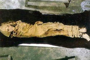 史上最离奇木乃伊 揭秘被冰封500年的少女 6 