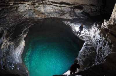 贵州双河洞、中国第一长洞和世界上最大的天青石洞(贵州双河洞景区)