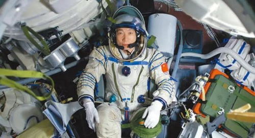 中国太空第一人 杨利伟 历经26秒生死时刻,曾以为自己会牺牲