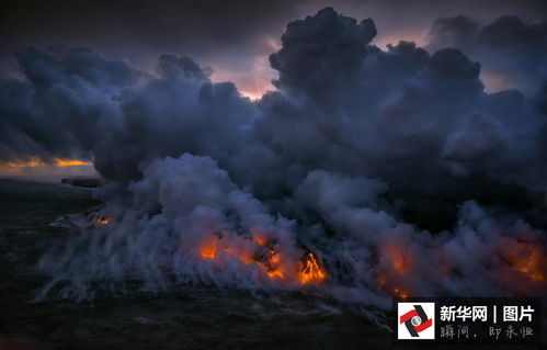 摄影师拍基拉韦厄火山岩浆流入海震撼画面 