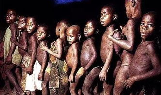 非洲原始部落,现如今已经成为小人国......