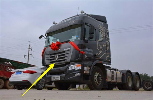 重庆铁马汽车厂生产的长江截流专用重型卡车