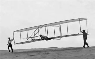 莱特兄弟开发第一架动力飞机(莱特兄弟制作了世界第一架)