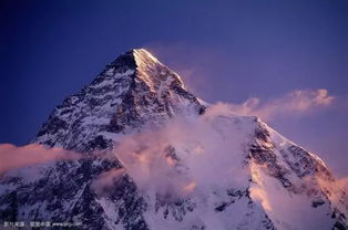 珠穆朗玛峰是世界上最高的山峰,海拔8848 珠穆朗玛峰是世界最高峰还是中国最高峰