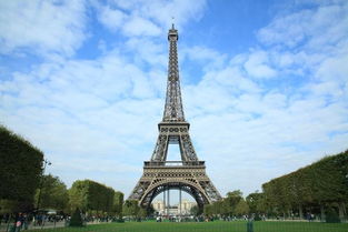 埃菲尔铁塔有多高?现在高度为312米,相当于108层 世界之窗仿建的埃菲尔铁塔有多高