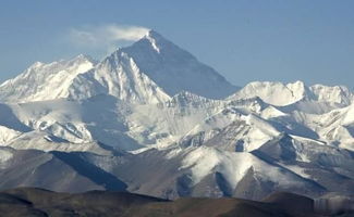 珠穆朗玛峰一半在中国一半在尼泊尔,为何属于我国 今天总算知道