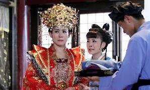薛平贵还将妻子王宝川带入皇宫,这对夫妇终于团聚了,幸福地生活(薛平贵第二任妻子)
